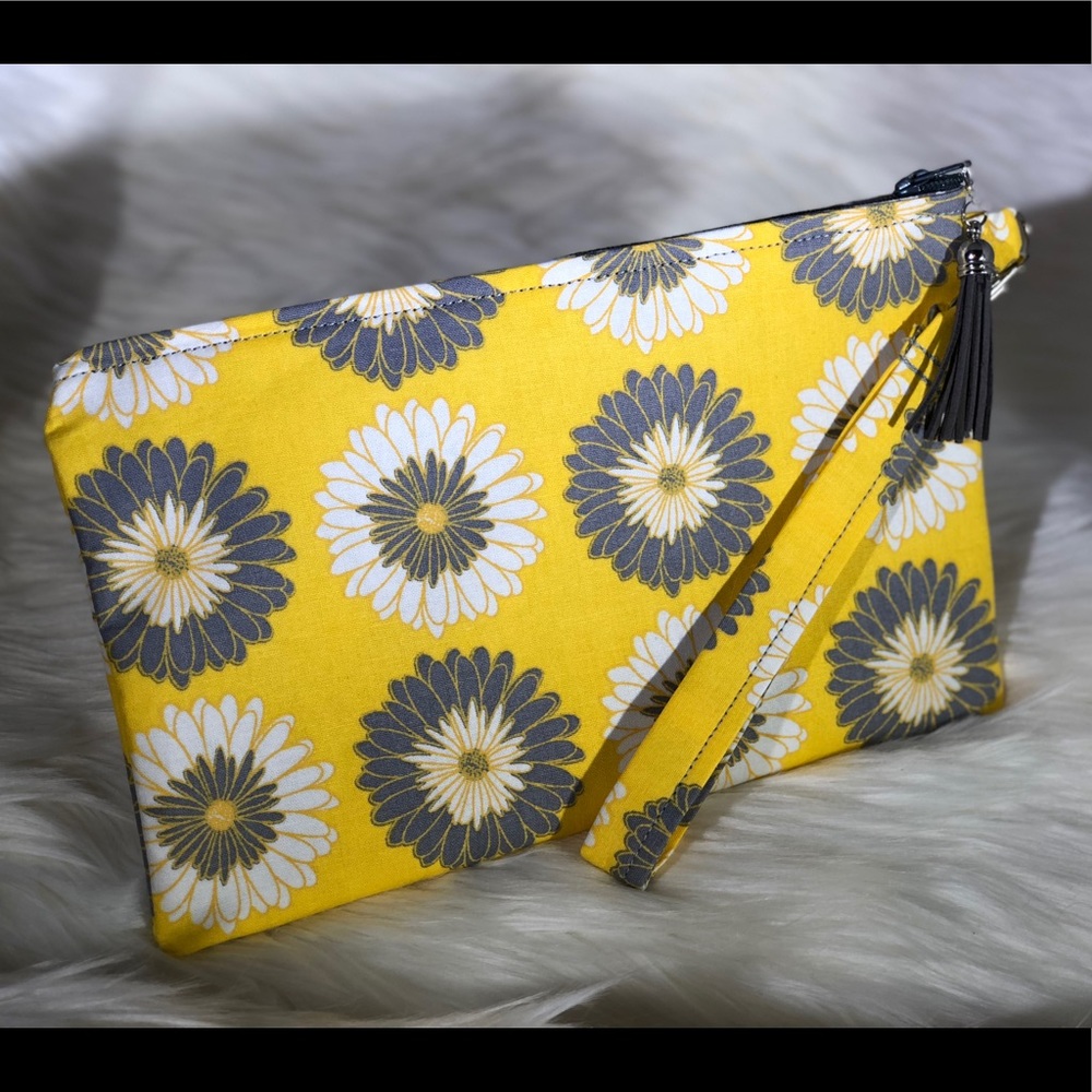 Handmade wristlet
